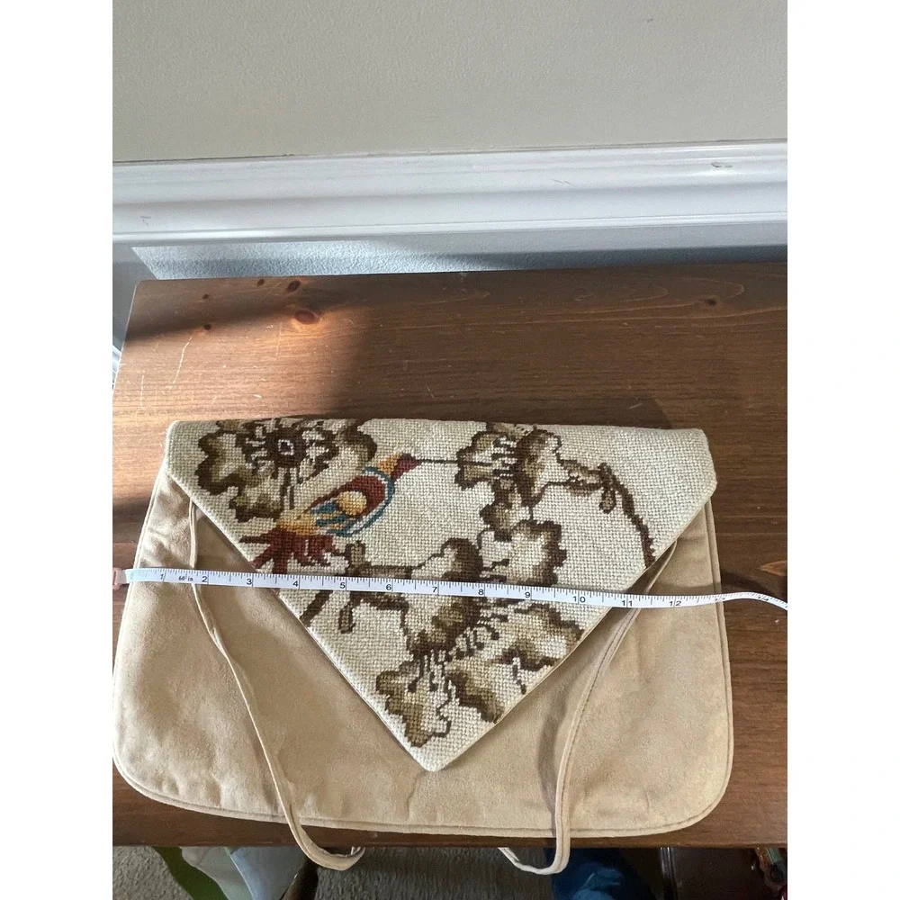 Moonbags Patricia Smith Designs Needlepoint Bird Floral Tapestry Clutch Tan
